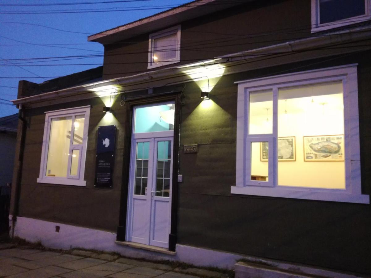 Hostal Boutique Terra Antarctica Punta Arenas Exterior foto